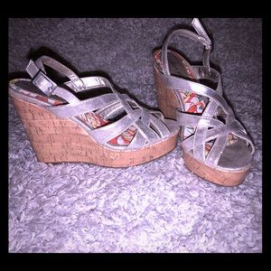 Madden Girl Silver Metallic wedges